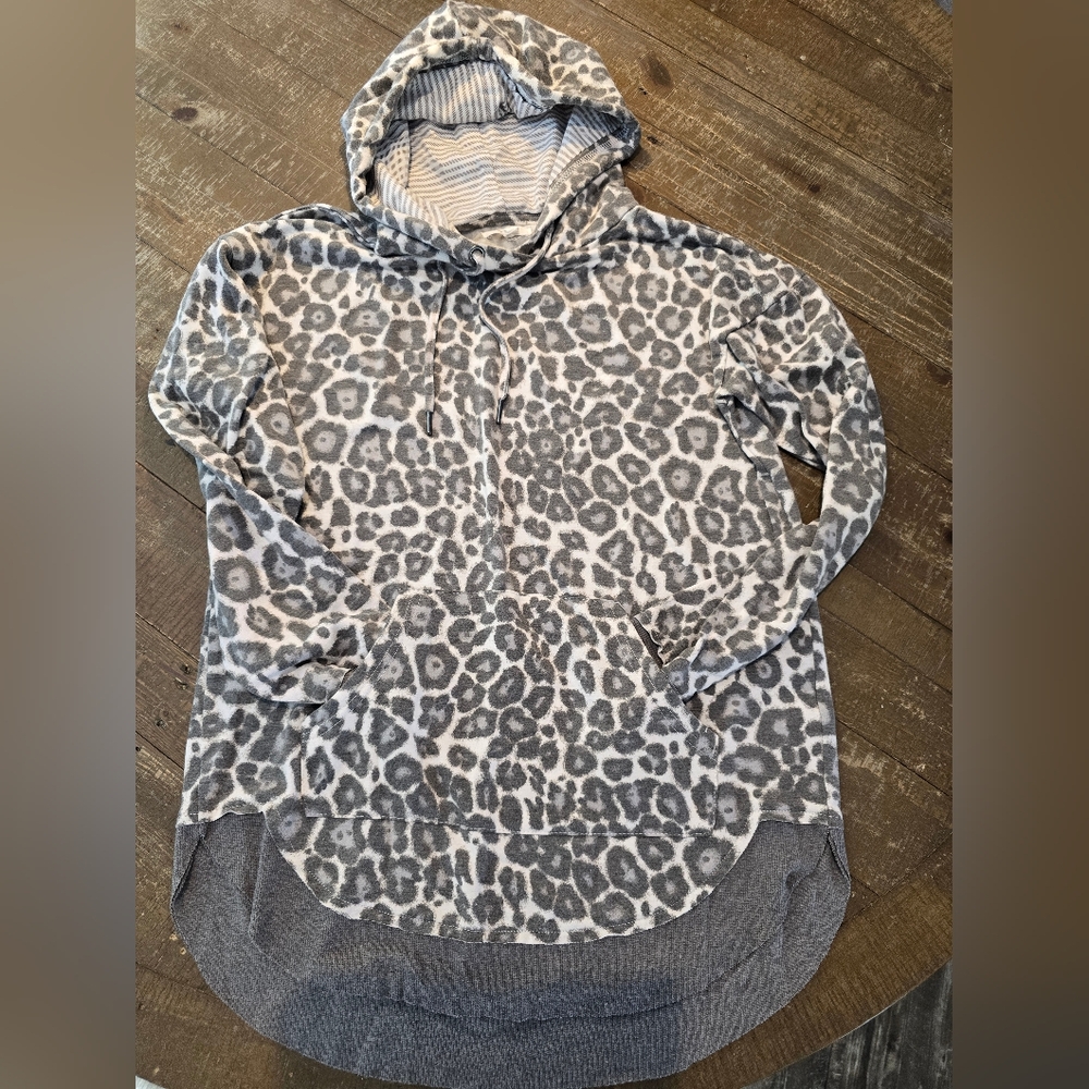Maurices Wild Cheetah Print Gray Patterned Hoodie
